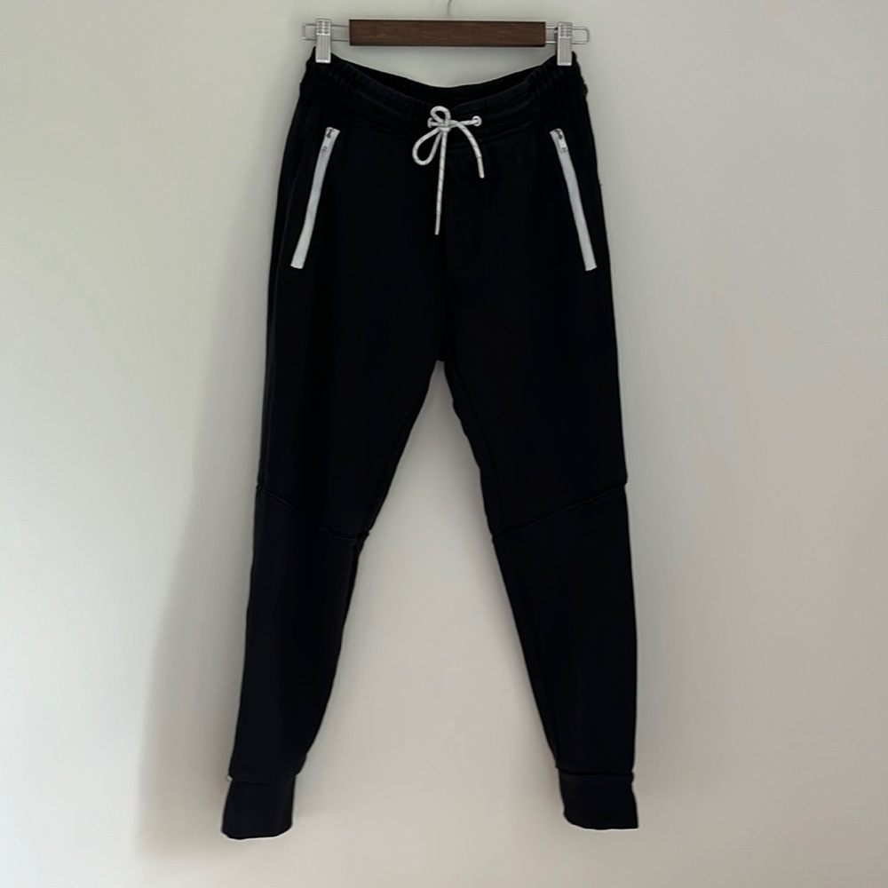 Black American Eagle Joggers